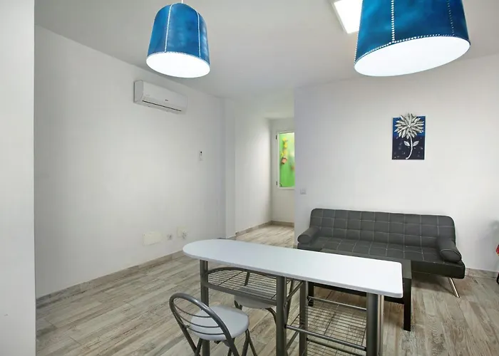 Apartamento B Para 3 En Vecindario